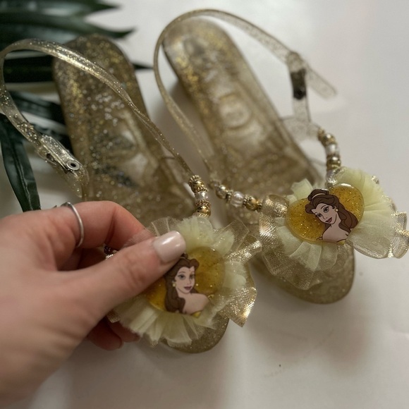 Disneys vintage beauty and the beast Belle girls ankle strap heel shoe size 13 - Picture 6 of 6